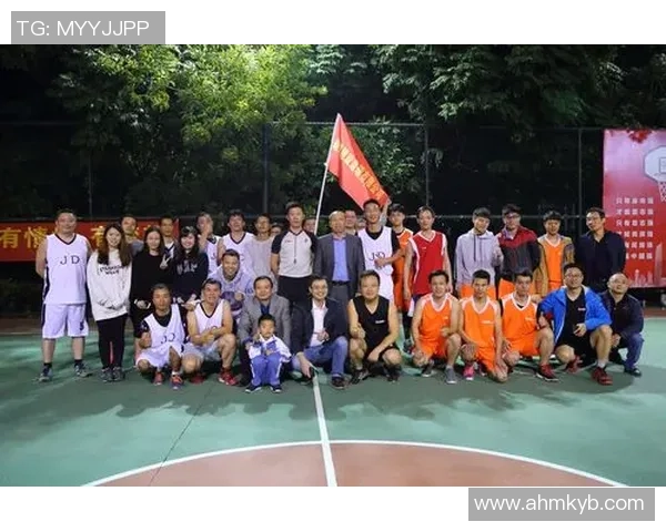 广州篮球队与深圳篮球队赛后复盘分析团队协作的关键因素与表现